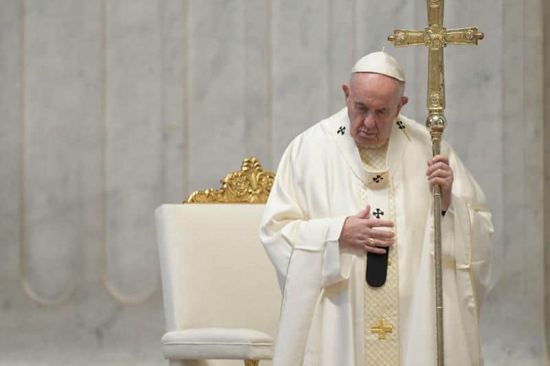 Read more about the article Durante jueves santo, el papa da gracias a Dios por sacerdotes del mundo
