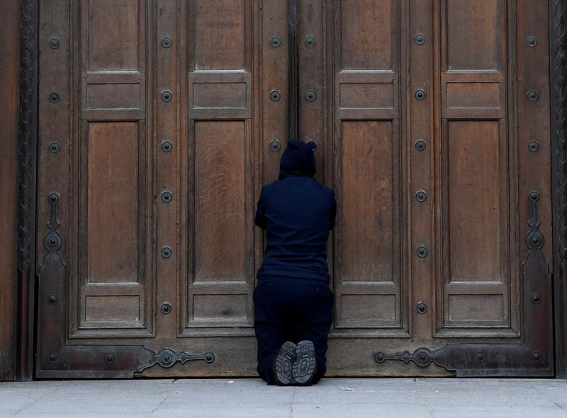 Read more about the article Britain says churches can’t open until July; bishops not happy