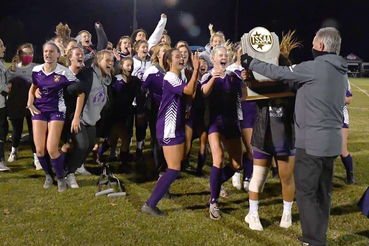 Read more about the article Late goal lifts Ryan girls soccer to state championship