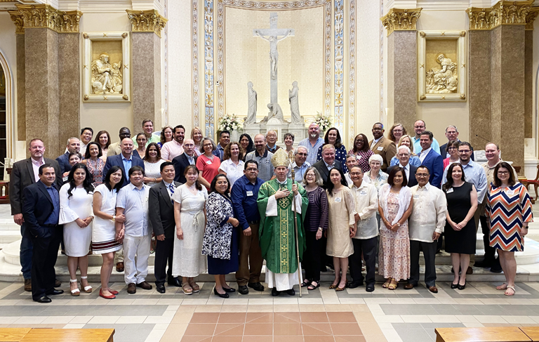 Read more about the article Diocese celebrates jubilee anniversaries with couples