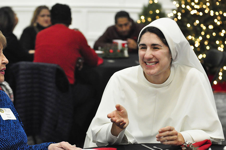 Read more about the article Vocations in Progress dinner highlights men, women in formation [Photo Gallery]