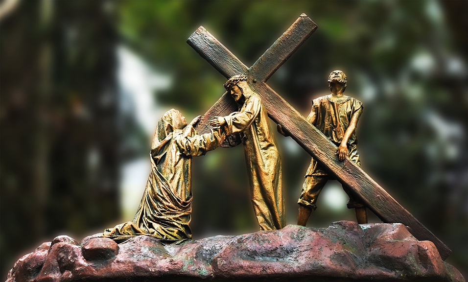 Read more about the article Stations of the Cross Schedule  