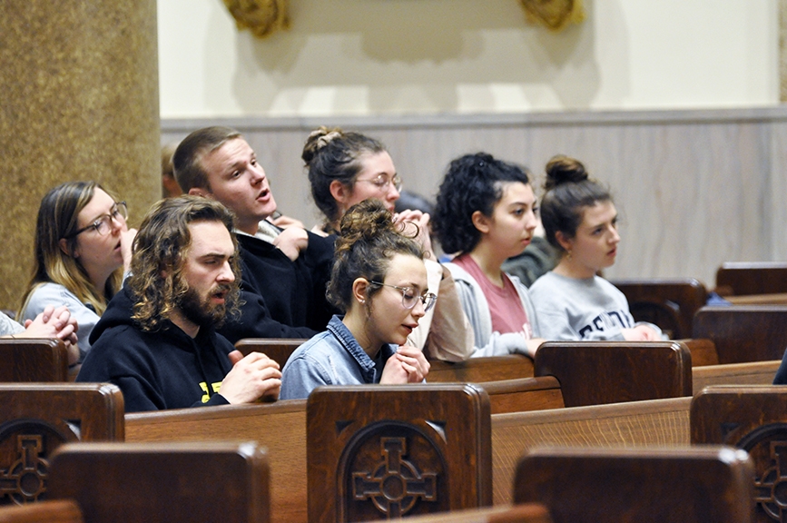 Read more about the article University Catholic offers Spanish Mass to better serve students 