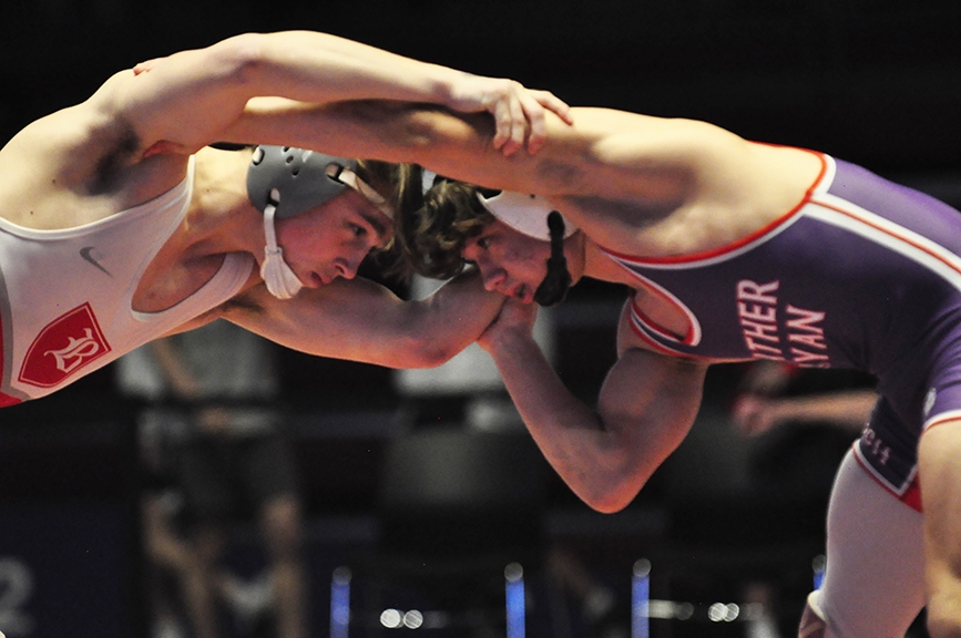 Read more about the article Father Ryan wrestlers claim state titles [Photo Gallery]