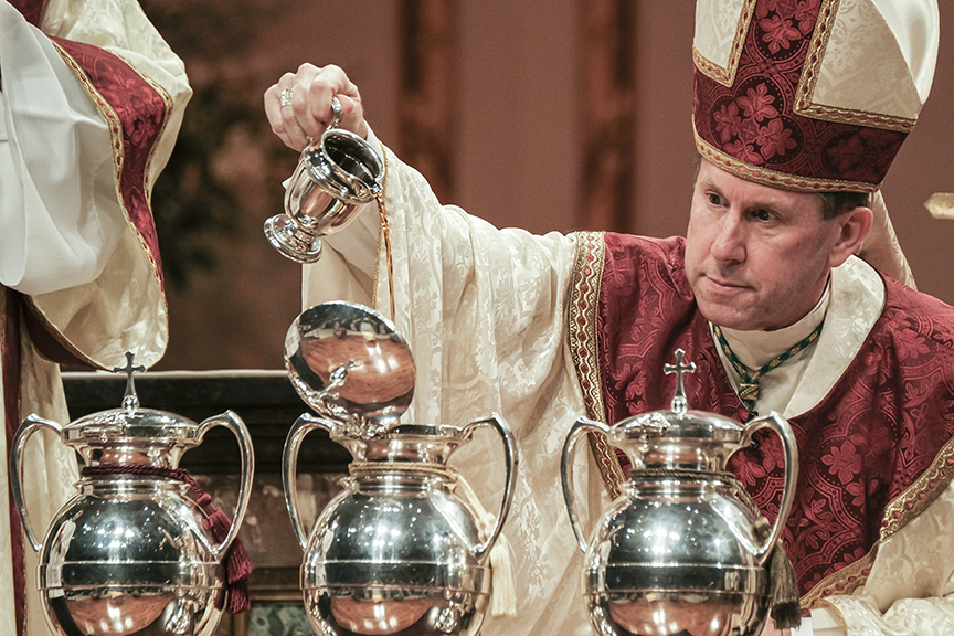 Read more about the article Bishop Spalding invites all to attend Chrism Mass 