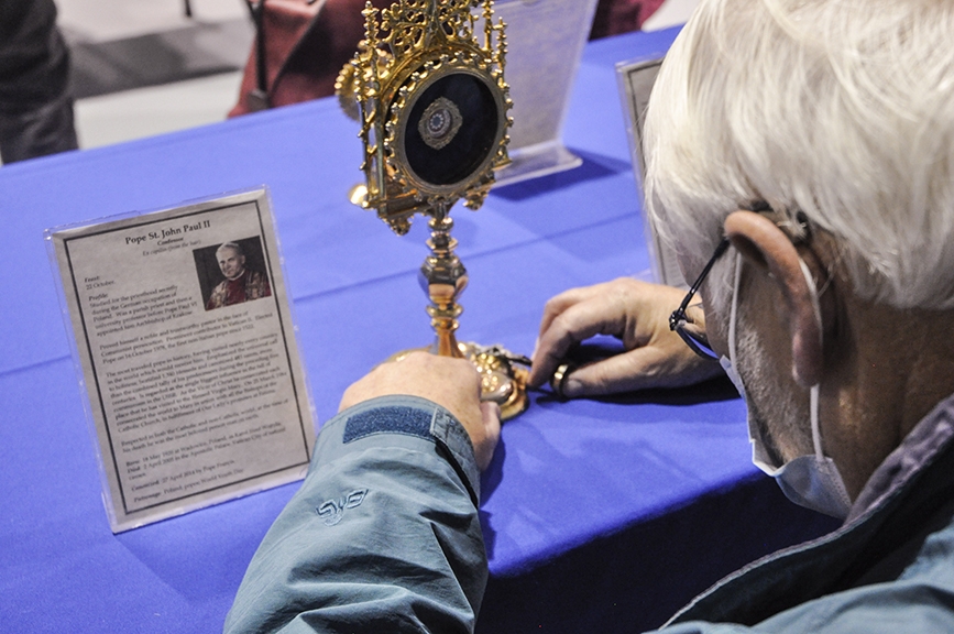 Read more about the article Catholics of Middle Tennessee experience Treasures of the Church 
