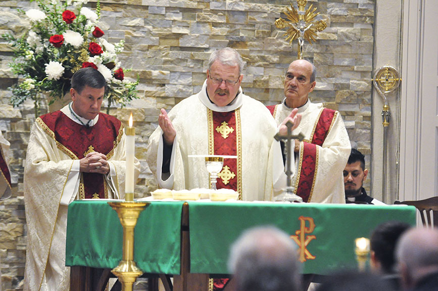 Read more about the article Father Ed Steiner celebrates 40 years in the priesthood 