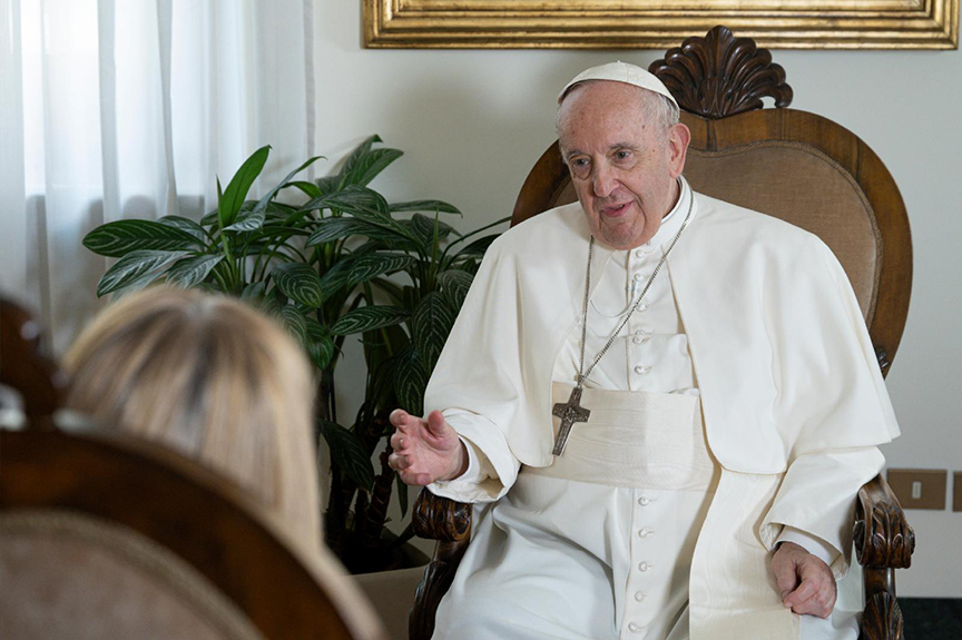 Read more about the article Pope reflects on papacy in interview with Argentine news agency