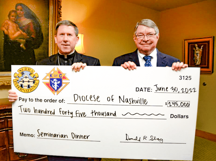 Read more about the article Seminarian Education Dinner exceeds goal