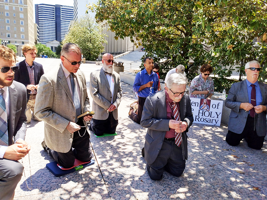 Read more about the article Men’s Rosary Rally meets monthly at Legislative Plaza