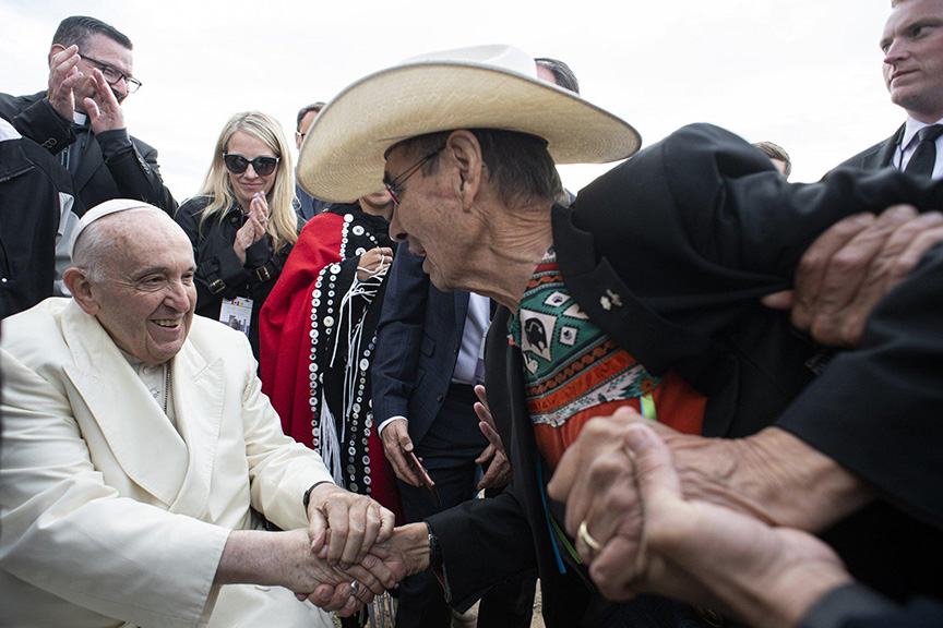 Read more about the article Courage, resilience: Trip shows tenacity of Canada’s Indigenous and pope 