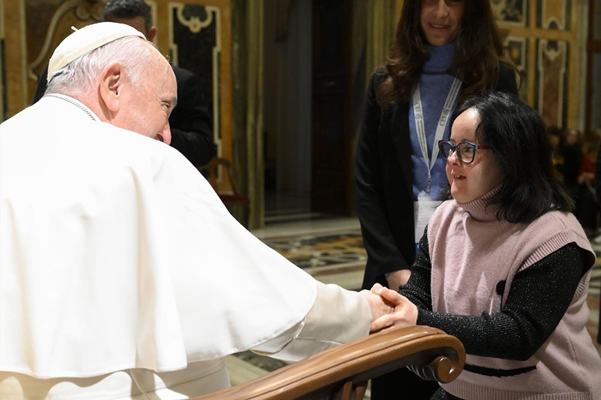 Read more about the article Being ‘inclusive’ of those with disabilities means valuing them, pope says