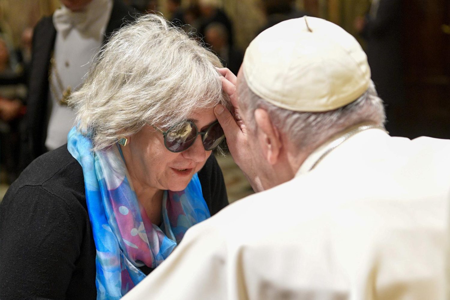 Read more about the article Physical vulnerability can be a resource for society, the church, pope says