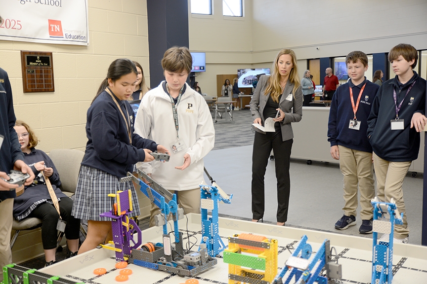 Read more about the article Apple technology unleashes creativity at Pope Prep [Photo Gallery]
