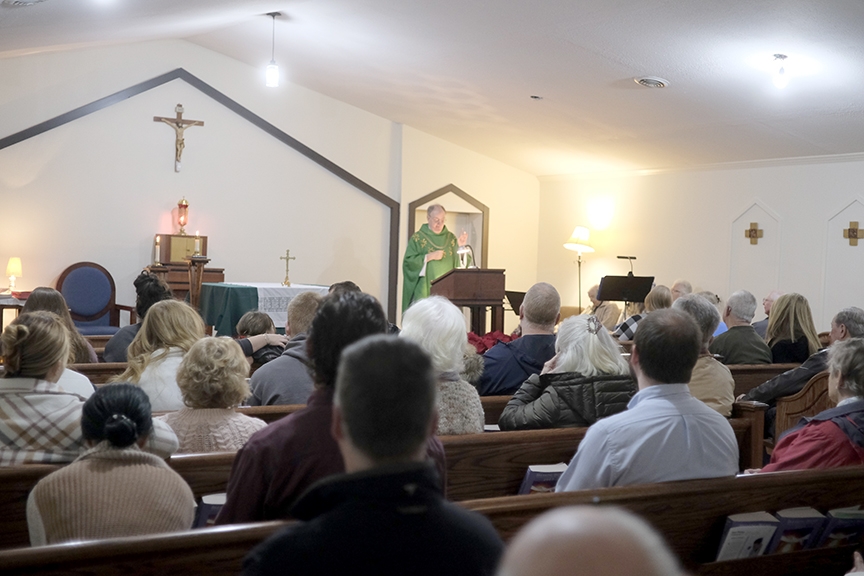 Read more about the article St. Peter celebrated first Mass in new, permanent home on Christmas Eve