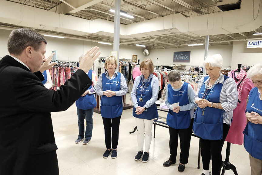Read more about the article Ladies of Charity Spring Consignment Sale open through May 6