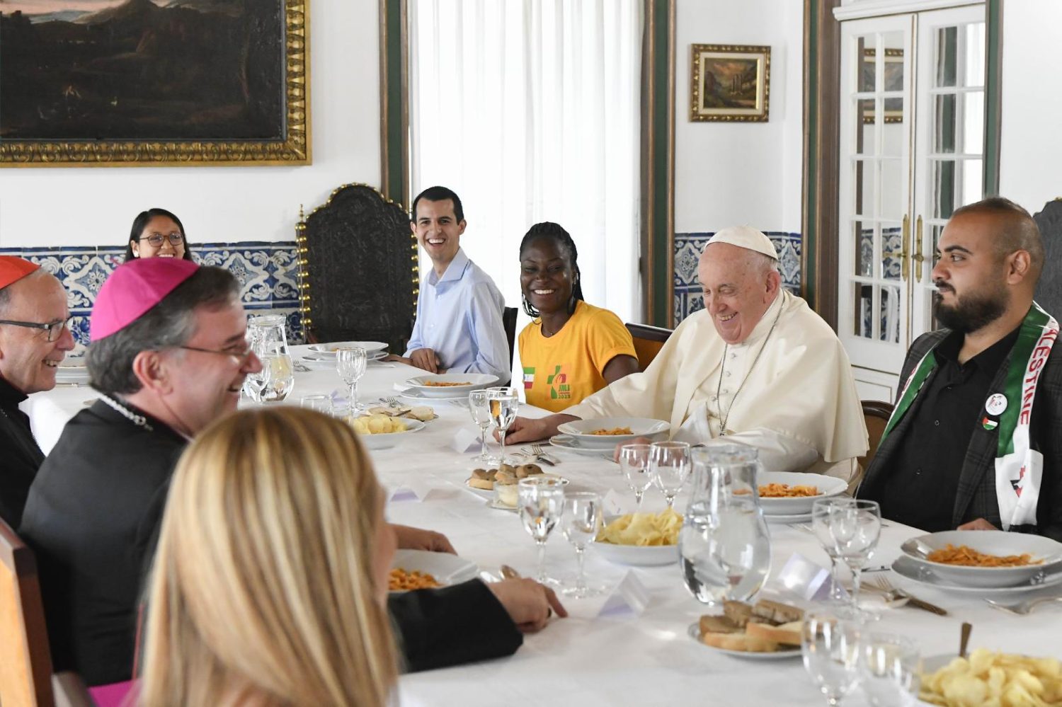 Read more about the article Pope talks abortion, euthanasia at lunch with WYD pilgrims